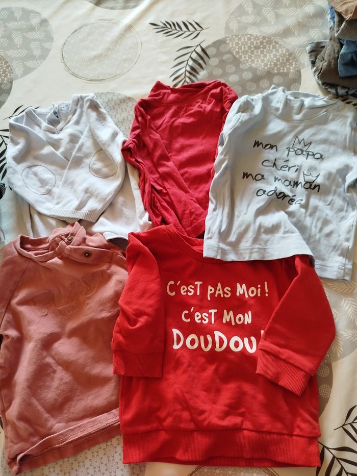 Lot vêtements taille 12 mois - photo numéro 5