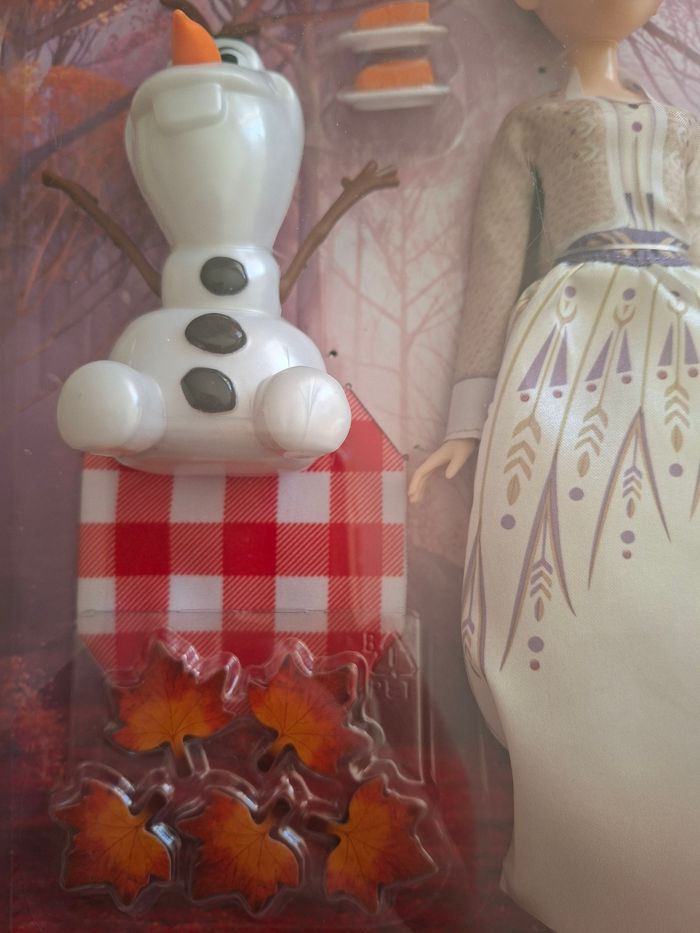 Frozen II - Pique-nique automnal d'Anna et Olaf - photo numéro 3