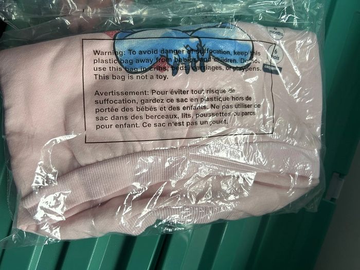 Sweat molletonné stitch, 6 mois , neuf non ouvert - photo numéro 2