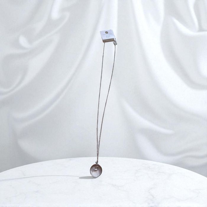 Collier avec pendentif