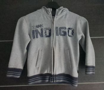 Veste à capuche zippée 6 ans