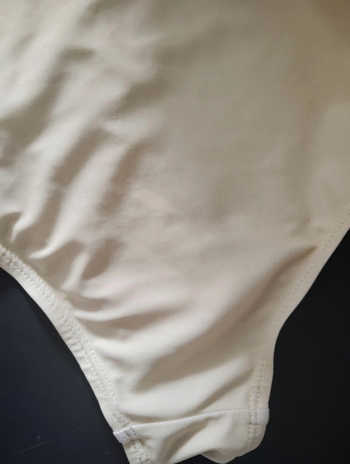 Maillot de bain une pièce taille 5 ans - photo numéro 7