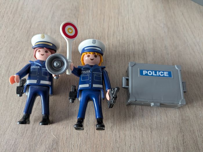 Playmobil city action 6920 voiture de police - photo numéro 6