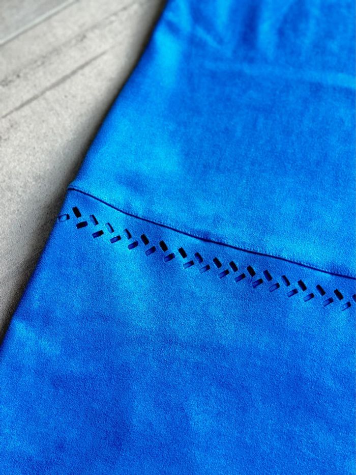 Robe bleu roi daim 42 - photo numéro 4