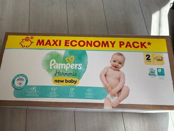 104 couches Pampers T2 