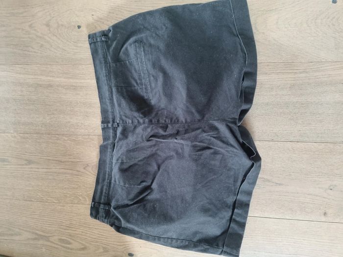Short grossesse - photo numéro 4