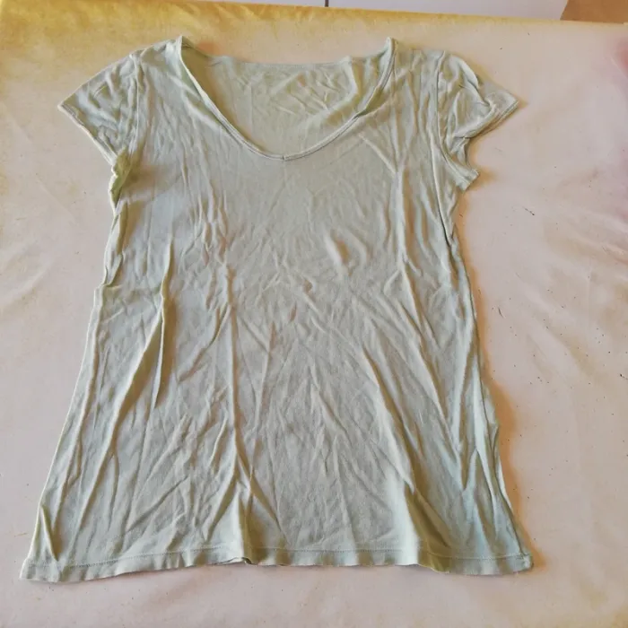 Tee-shirt mini manches col V Petit bateau 18 ans vert clair