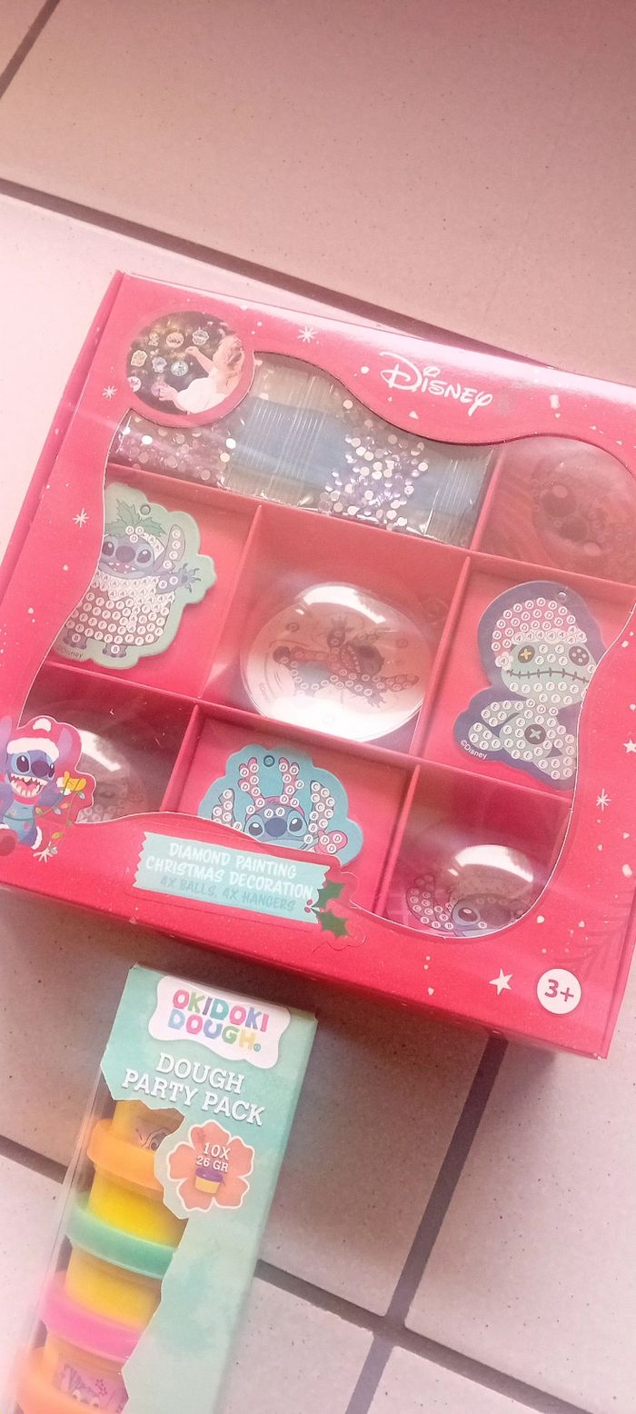 Lot stitch neuf  30% de réduction en ce moment - photo numéro 3