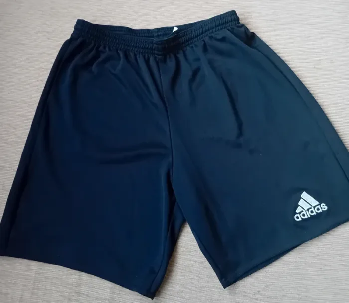 Short Adidas