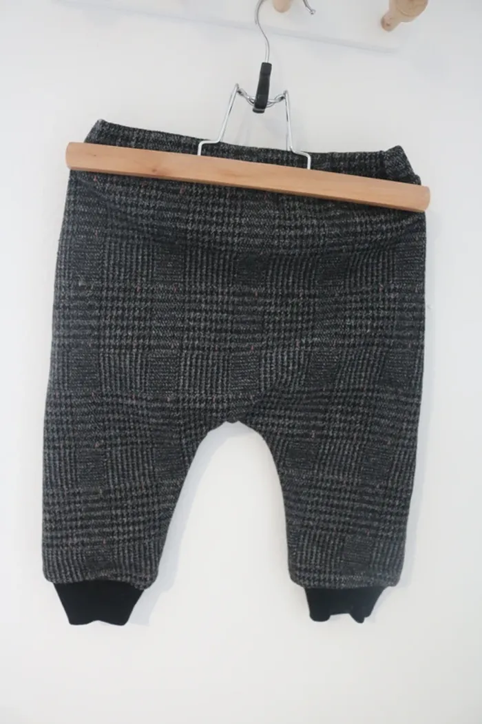 Ensemble pull Kiabi et pantalon Gémo 18 mois - photo numéro 4