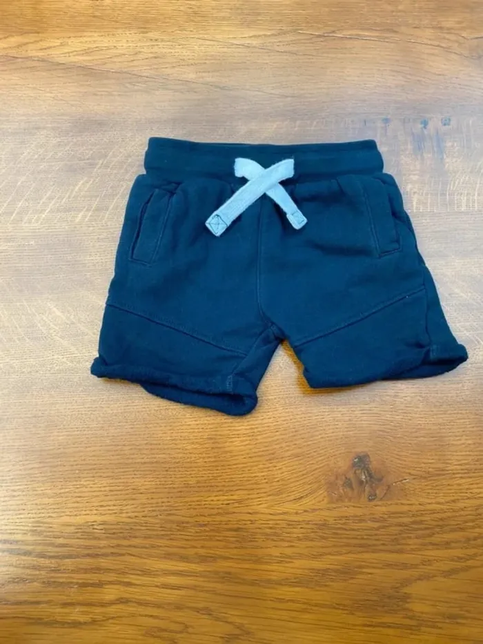 Short bleu marine 9 mois influx - photo numéro 2