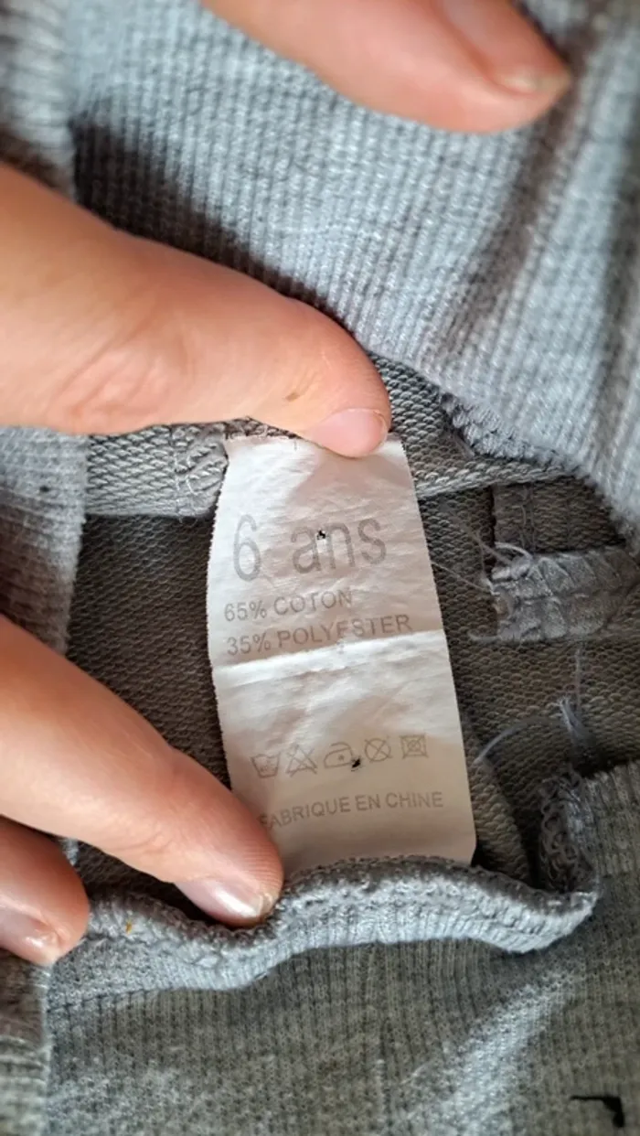 Pantalon 6 ans - photo numéro 2