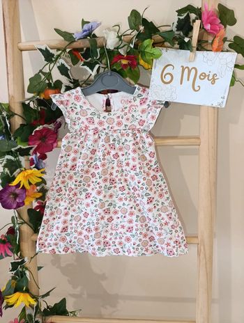 Robe fleurie 6mois C&A