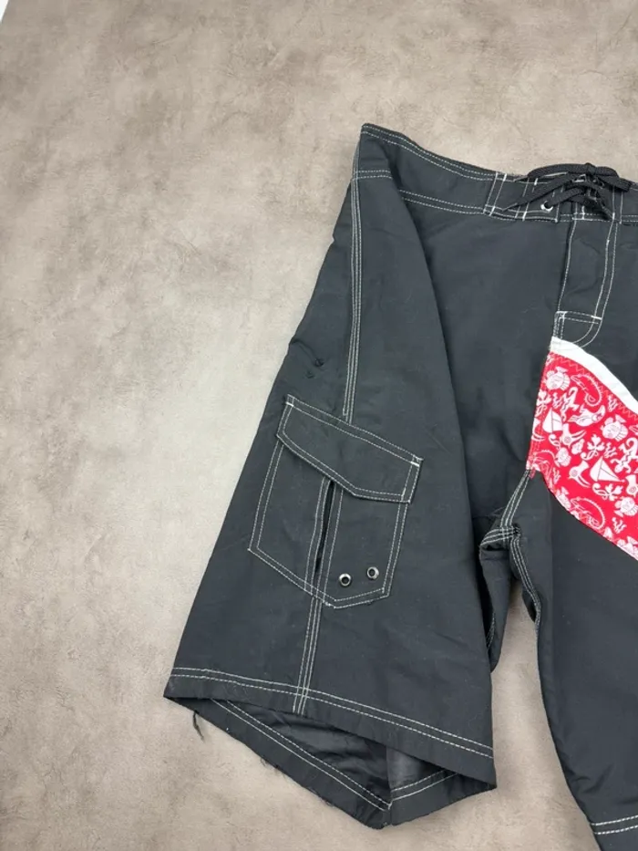 Short de Bain Vintage Noir et Rouge Logo Brodé Taille XL - photo numéro 4
