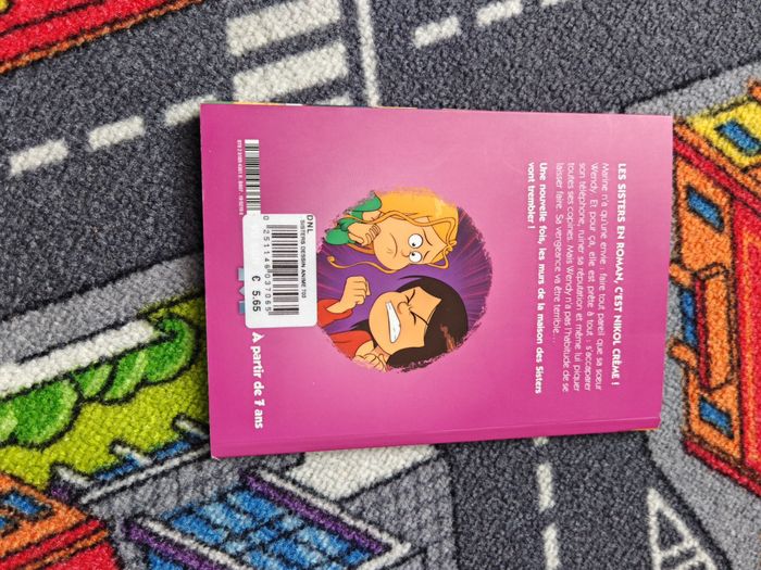 Livre les Sister - photo numéro 2