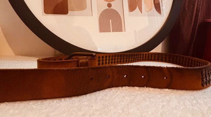🧡 Ceinture cloutée en cuir marron PIECES – 85 cm 🧡 - photo numéro 4