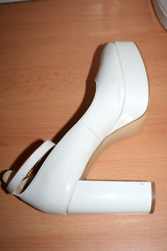 Talons vernies Merry Scott pointure 41 - photo numéro 5