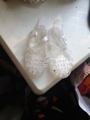 Sandale d'eau 29 neuve