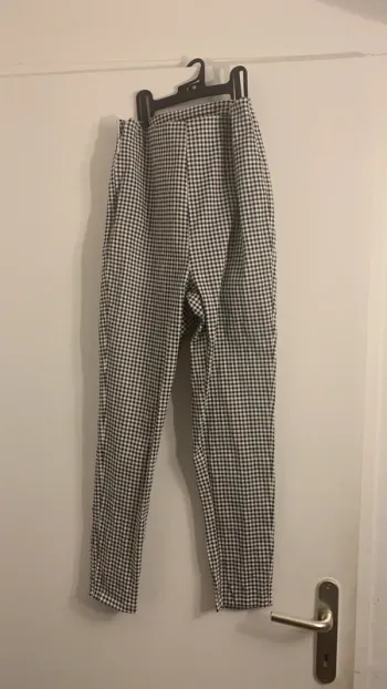 Pantalon à carreaux neuf