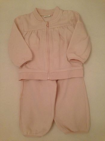 Ensemble cardigan et jogging rose pâle