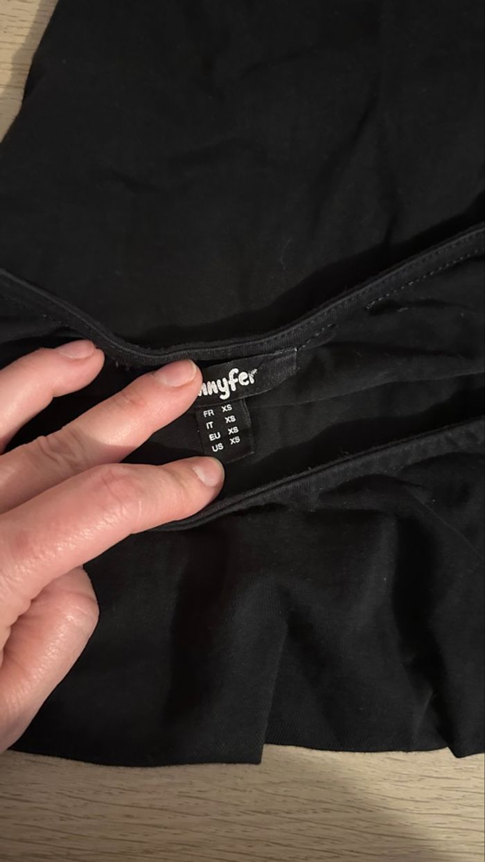 💜 Haut noir manche évasé Jennyfer taille Xs 💜 - photo numéro 6