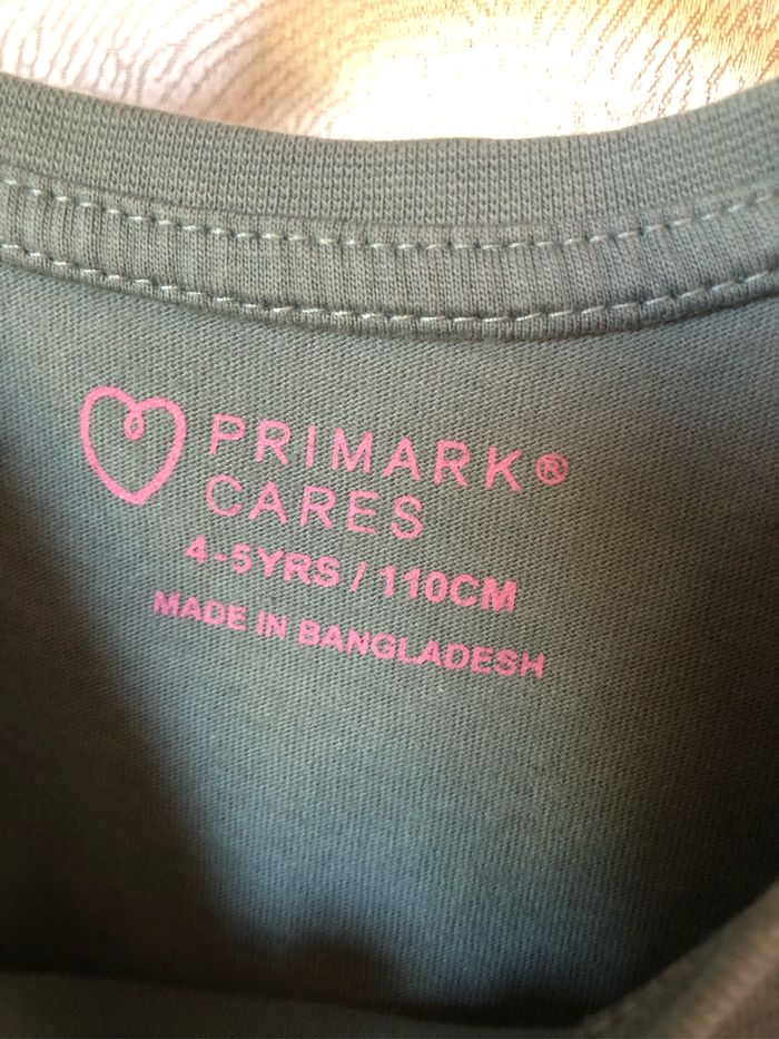 T-shirt vert imprimé doré 4-5 ans Primark - photo numéro 4