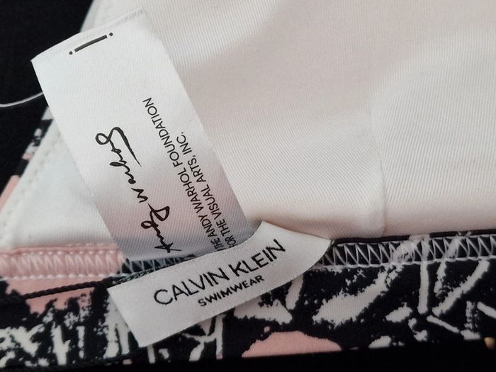 Haut de maillot de bain Calvin Klein xs - photo numéro 12