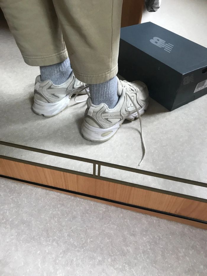 Paire de chaussures new balance 530 - photo numéro 4