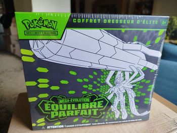 Coffret dresseur d'élite ETB ME3 Pokémon neuf FR