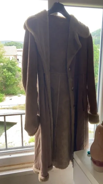 Manteau avec capuche amovible