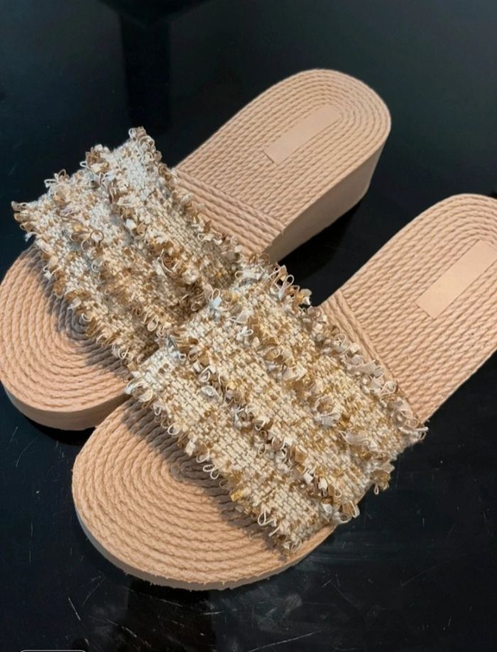 Claquette, chaussures - photo numéro 2