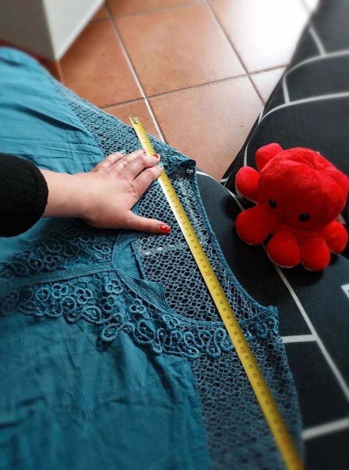 Haut bleu brodé T48 - photo numéro 4