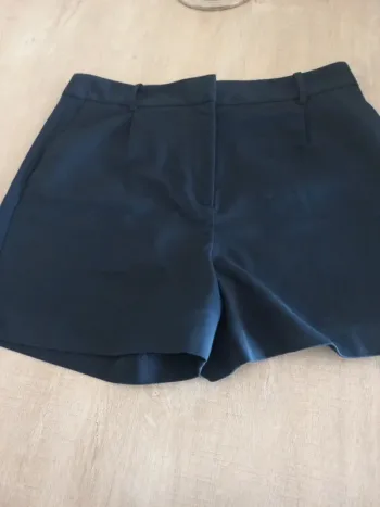 Short Zara