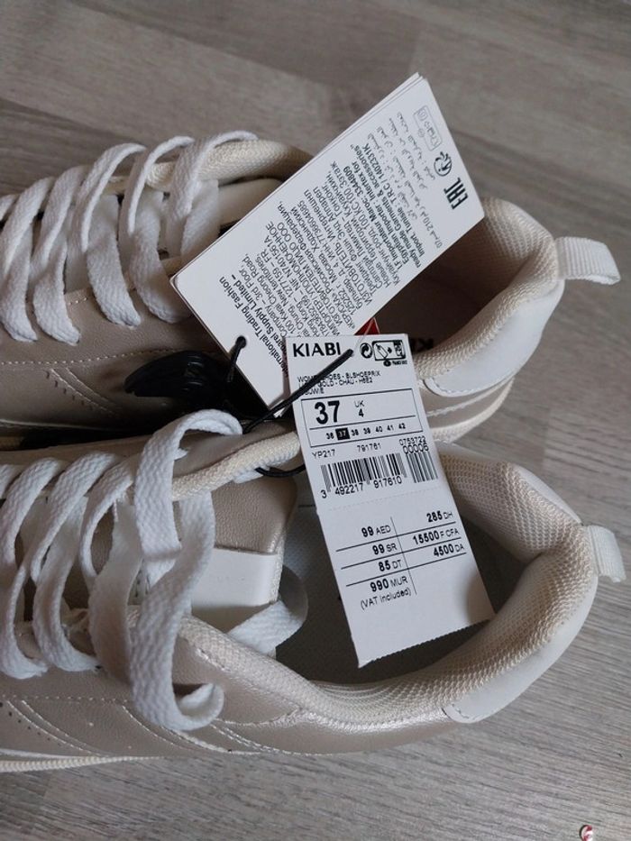 Baskets femme or  kiabi 37 neuves - photo numéro 3
