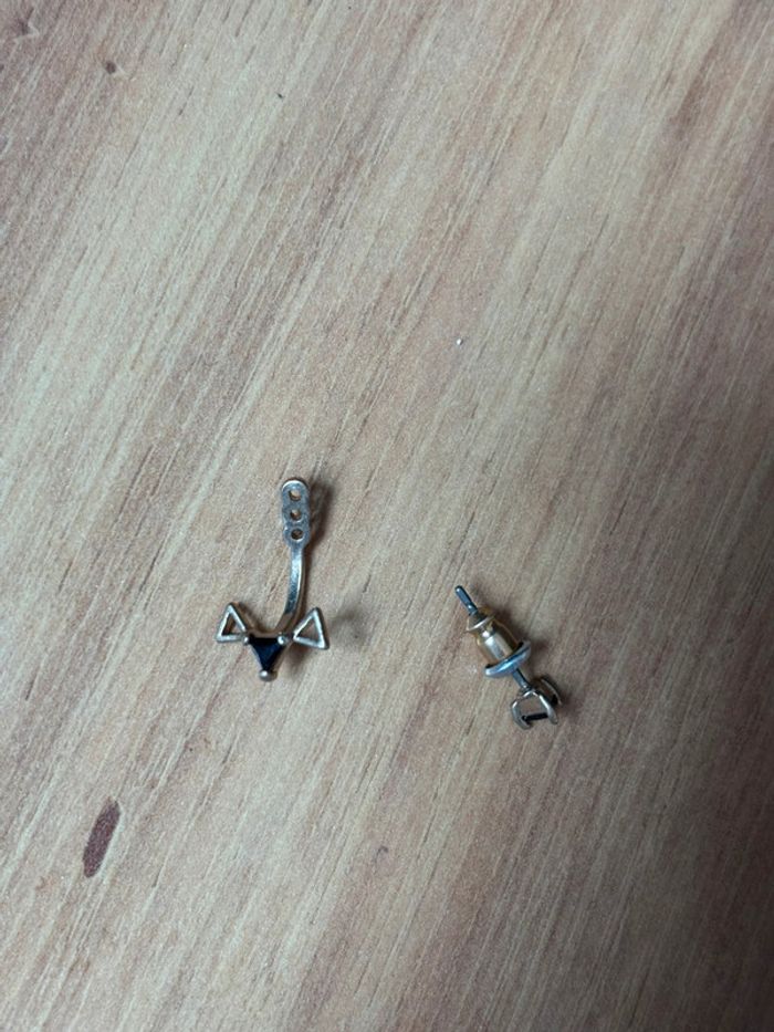Neuf boucles d’oreilles doré et pierres noires / & Other Stories - photo numéro 3