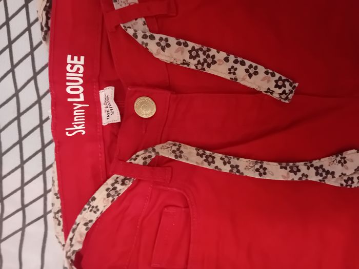 Lot de 4 vêtements fille tape à l'œil. 2 pantalons de 12 ans et 2 pulls de 10 ans et 14 ans - photo numéro 2