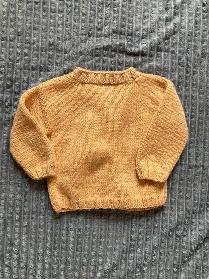 Gilet tricotée à la main 12 mois - photo numéro 2