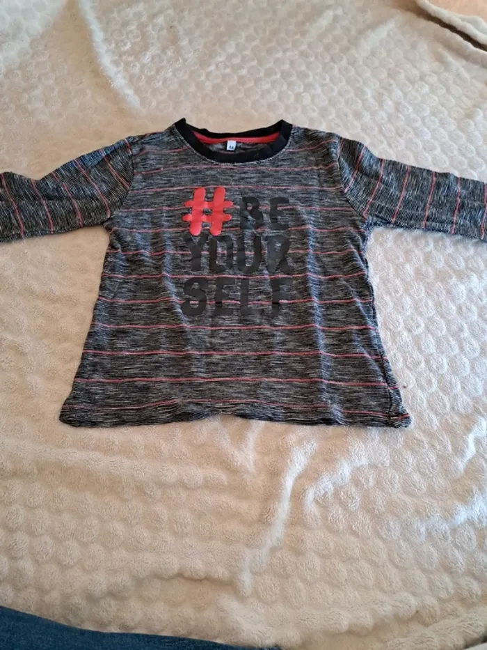 T-shirt manches longues SuperU – Confortable et Stylé