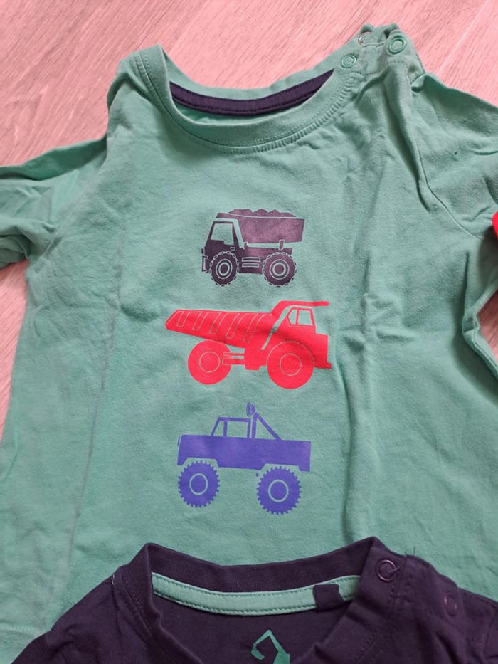 Lot de 4 t-shirts Lupilu 12-24M - TBE - photo numéro 2
