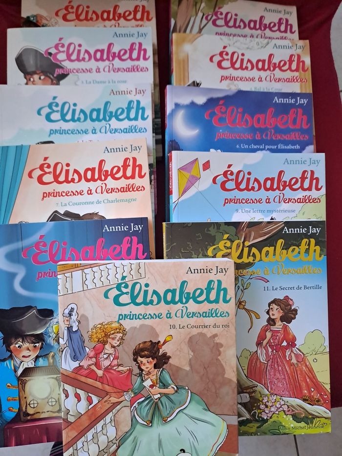 Livres  Elisabeth à Versailles