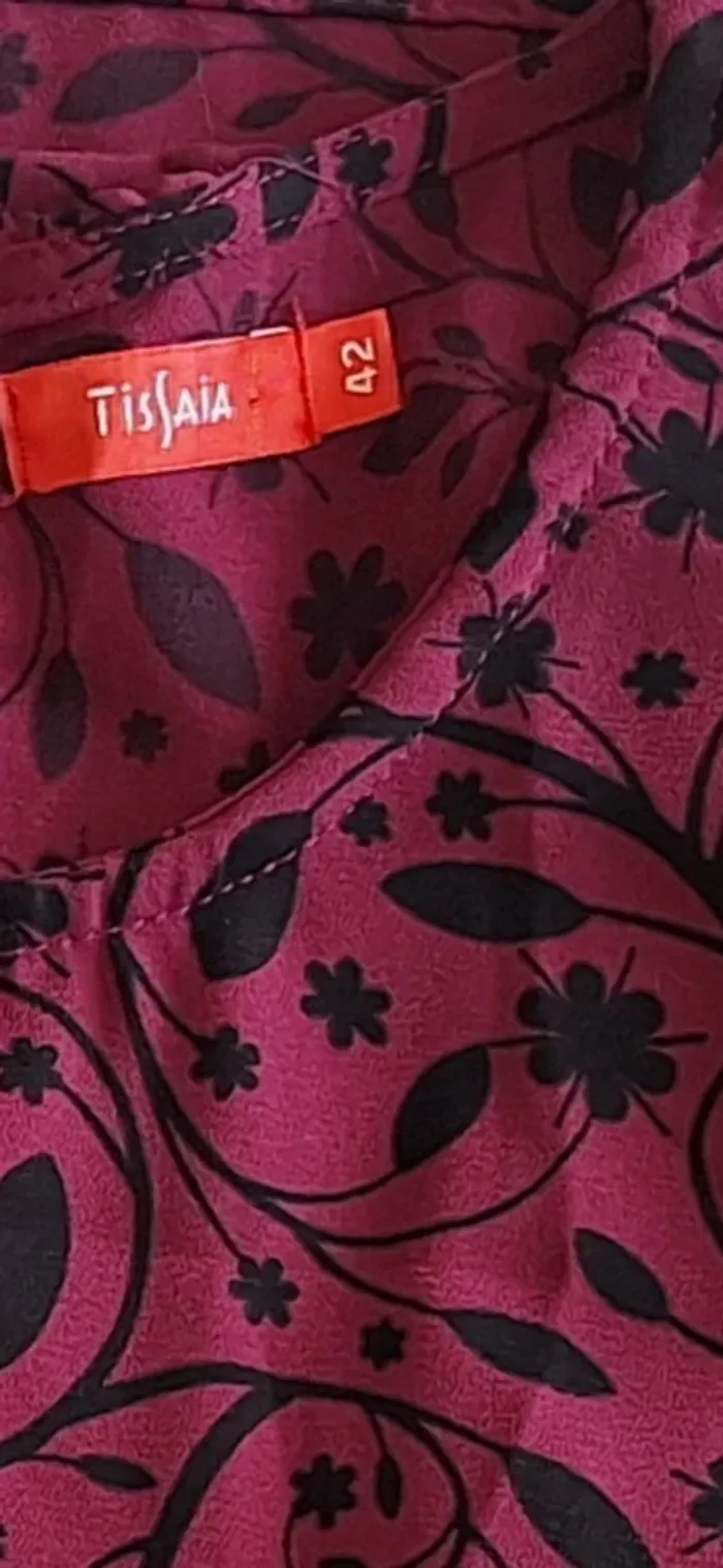 Robe noir et rouge taille 42 - photo numéro 3