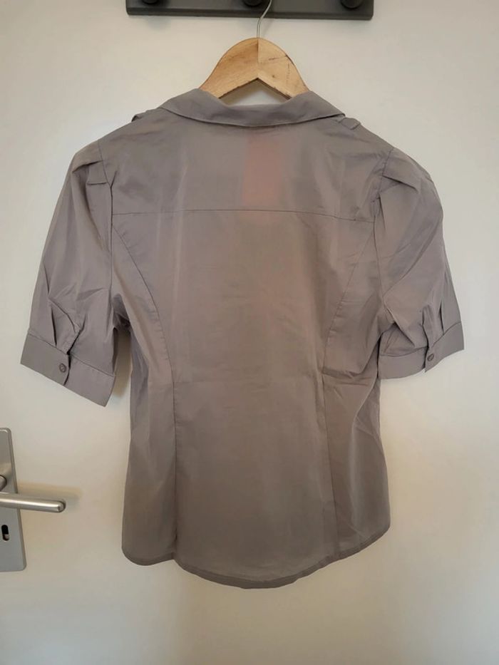 Chemise col V - photo numéro 2