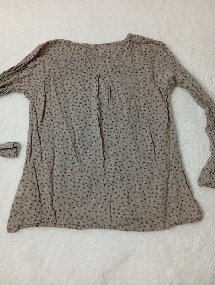 Jolie blouse taille 6 ans - photo numéro 2