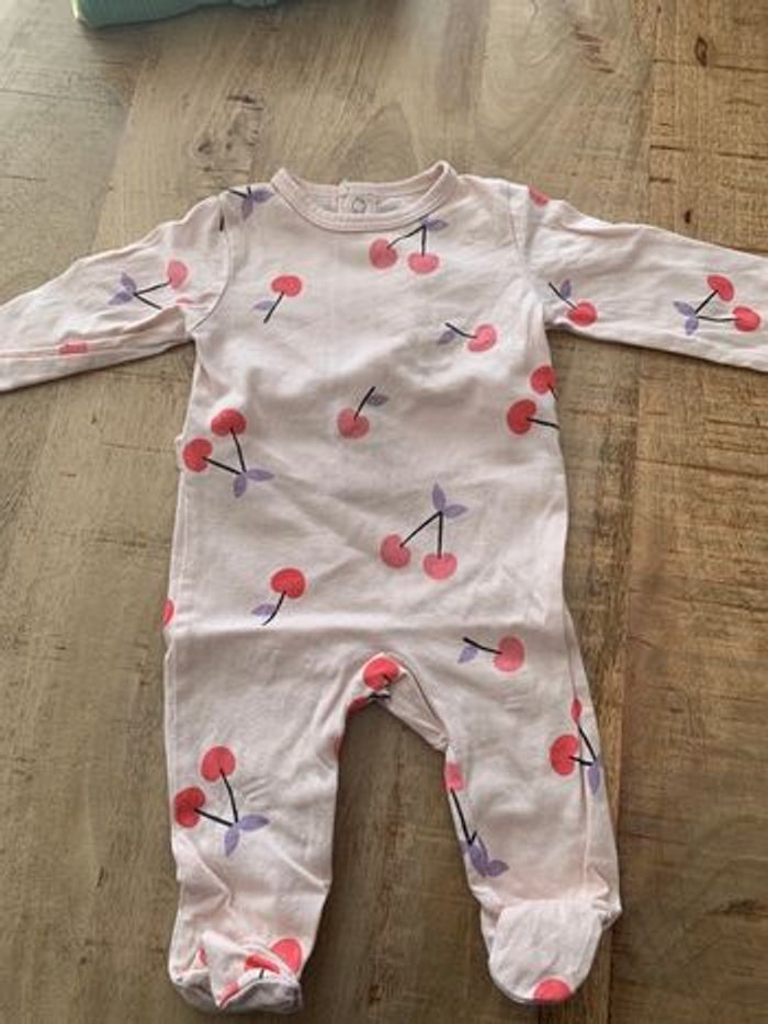 2 pyjamas fille 1 mois - photo numéro 2