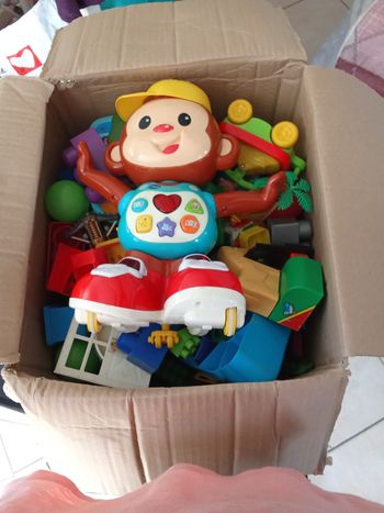 Jouets divers et tout âge 