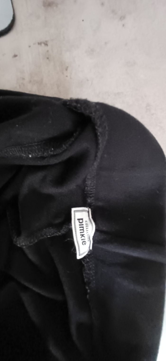 Jupe courte - photo numéro 3