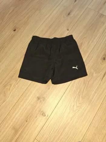 Short noir