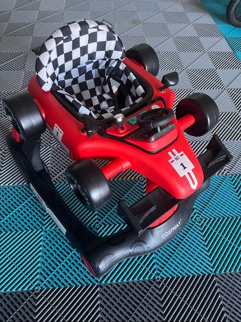 Trotteur F1 évolutif