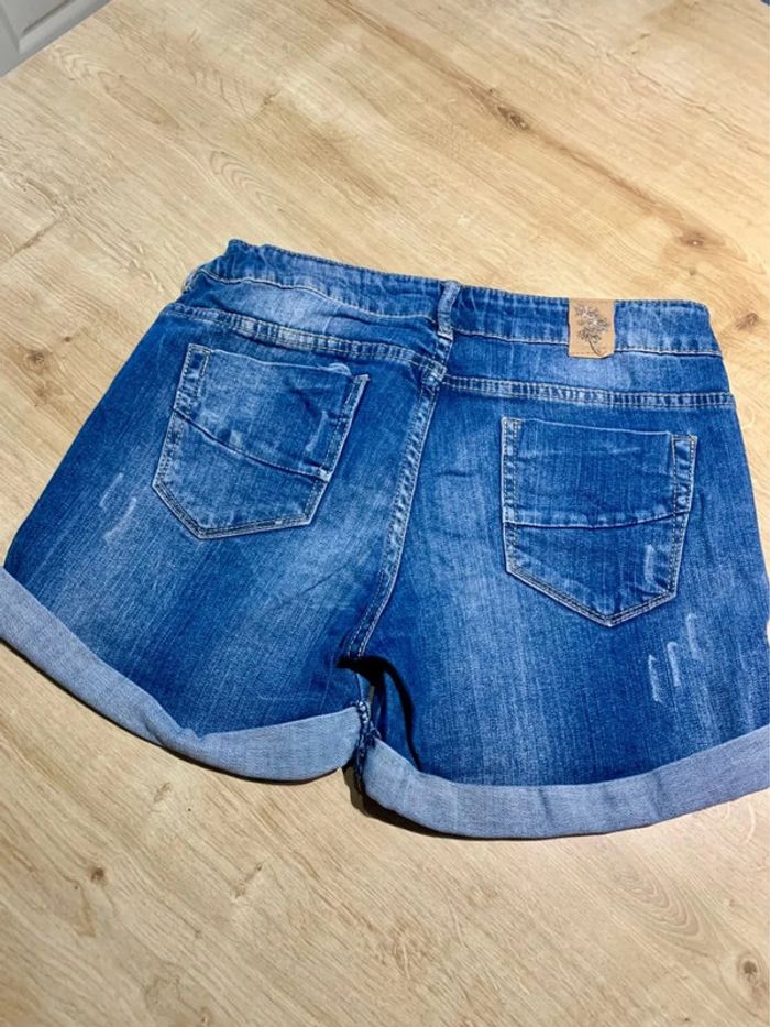 Short en Jean Zara - Taille 36 - photo numéro 2