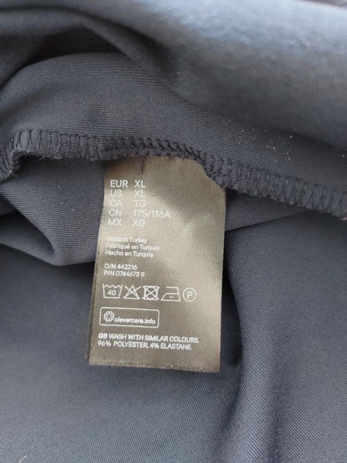 H&M blouse manches courtes marine XL - photo numéro 4